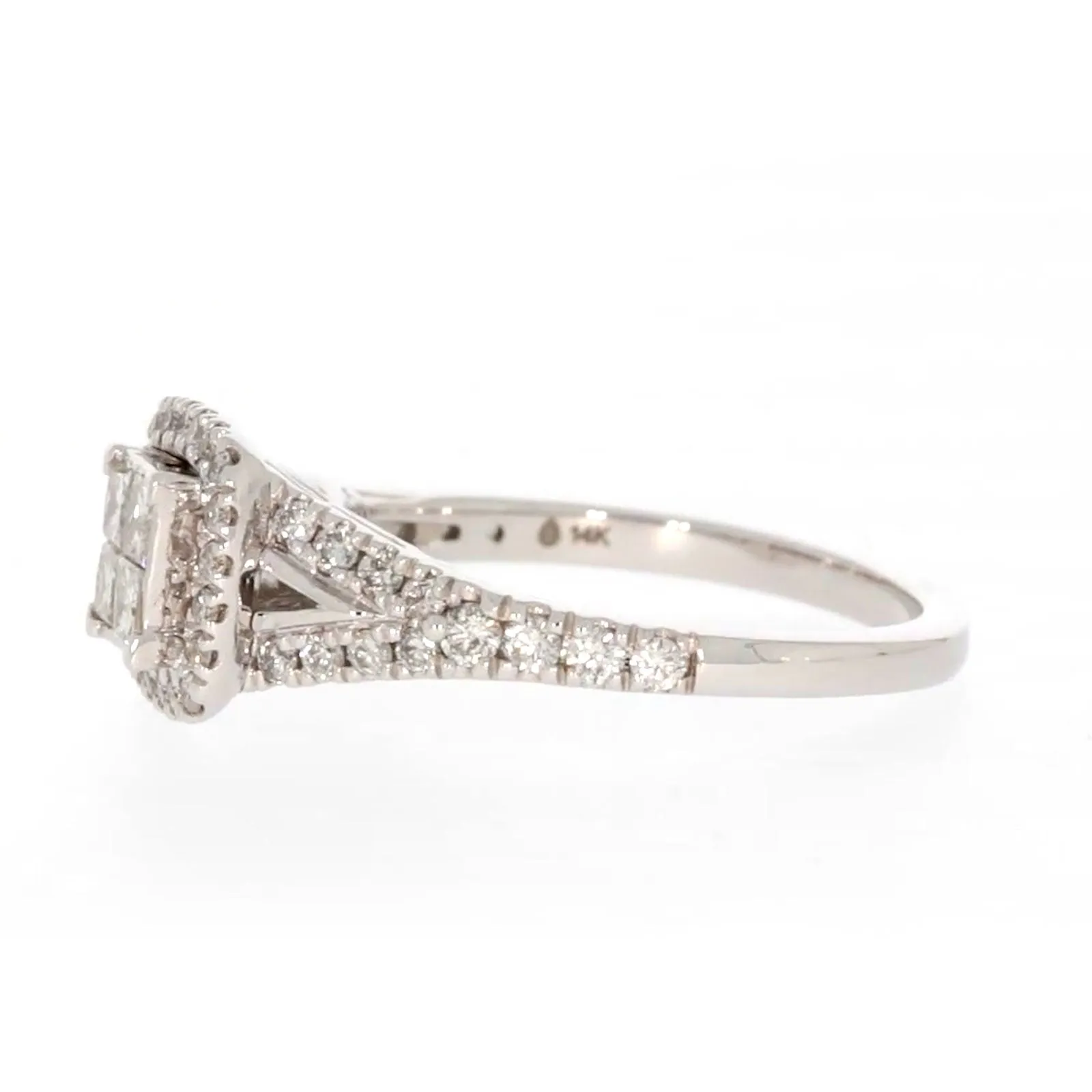 New York 14ct White Gold Princess & Round Brilliant Cut 0.85 Carat tw of Diamonds Ring