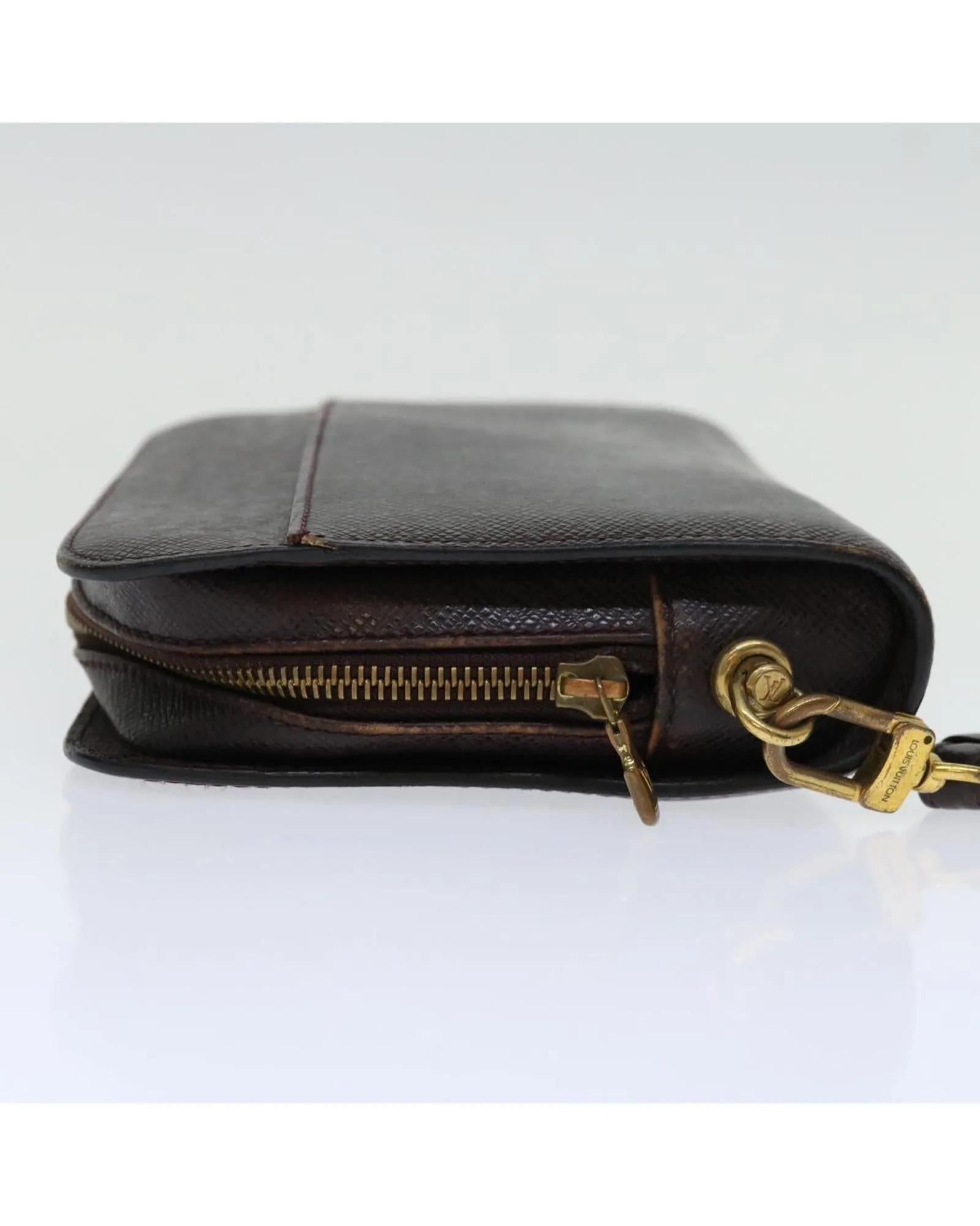 Stylish Taiga Clutch Bag